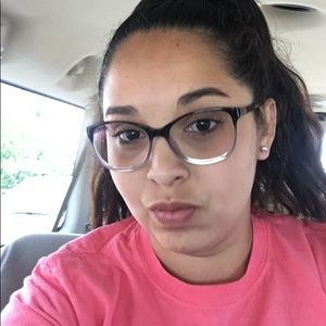 Meet your Posher, Katherine